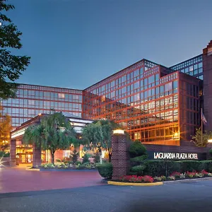 3* Hotel Laguardia Plaza